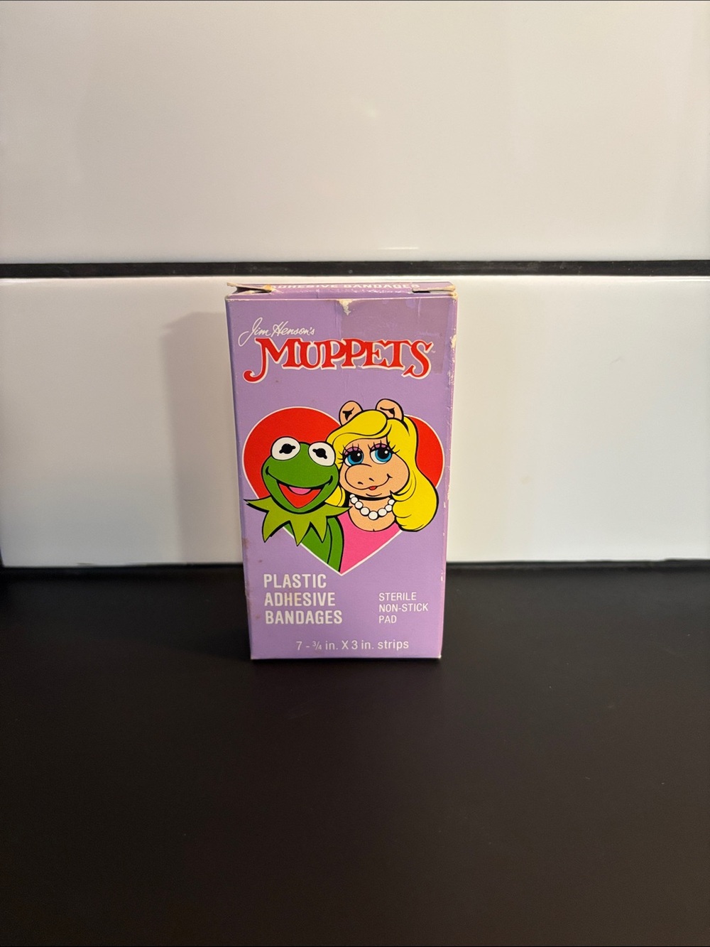 Vintage 1988 Muppets Bandages Box - Kermit & Miss Piggy - NIB Rare